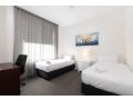 ADE001 Spacious 3BR Townhouse Great City Location Guest house, Adelaide - thumb 1