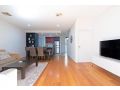 ADE001 Spacious 3BR Townhouse Great City Location Guest house, Adelaide - thumb 20