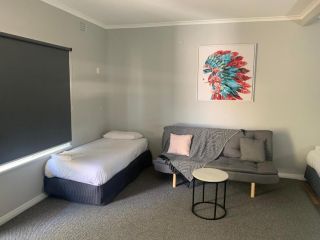 Hello Adelaide Motel and Apartments Aparthotel, Adelaide - 1