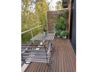 Adelphi Apartment 6 Riverview 2 BDRM or 6A King Studio Riverview both with balconies Apartment, Echuca - 3