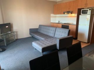 Sydney Airport Suites Apartment, Sydney - 1