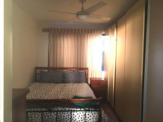 Affordable Apartment close to city and Beaches Apartment, Perth - 1
