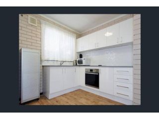 Affordable Apartment close to city and Beaches Apartment, Perth - 4