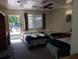 Affordable Gold City Motel Hotel, Charters Towers - 1
