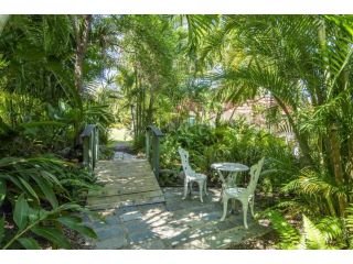 AFFORDABLE ISLAND ESCAPE! Queen Studio, Nelly Bay Apartment, Nelly Bay - 5