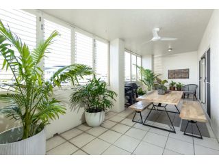 Afternoon Delight Apartment, Cairns - 3