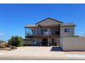 Agape Holiday Home with Pool table and Free Wifi Guest house, Wallaroo - thumb 2