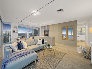 Air On Broadbeach Apartment, Gold Coast - 3