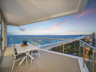 Air On Broadbeach Apartment, Gold Coast - 2