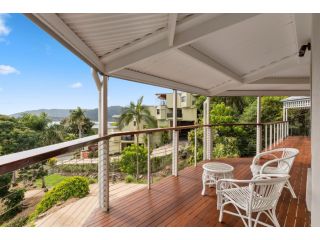 Airlie Beach Holiday House 4 Bed Guest house, Airlie Beach - 1