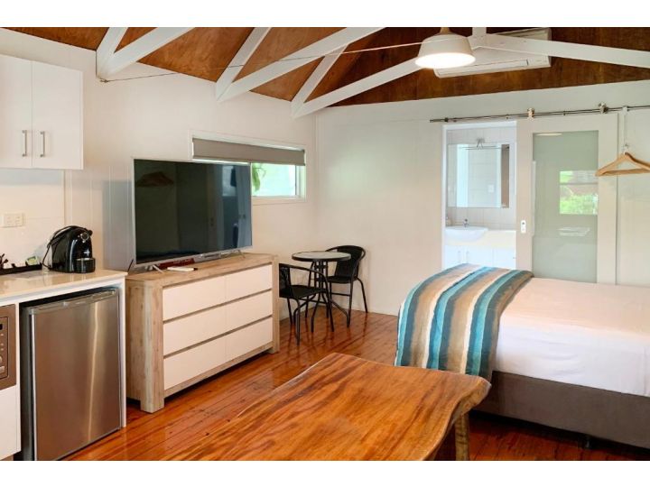 Airlie Beach Magnums - Adults Only Accomodation, Airlie Beach - imaginea 19