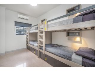 Alberts Est 2017 Hostel, Innisfail - 2