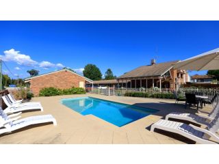 All Travellers Motor Inn Hotel, Coonabarabran - 4