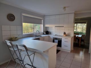 ALL YOU NEED FOR THE HOLIDAYS Guest house, Inverloch - 5