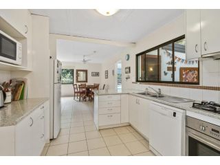 Allamanda Cottage Guest house, Point Lookout - 3