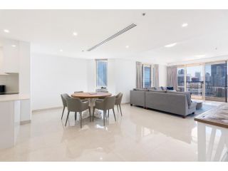 Allunga Stunning Beach Side Apartment Apartment, Gold Coast - 5