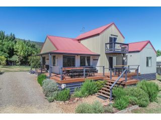 Alpine Twin Heights Guest house, Merrijig - 2