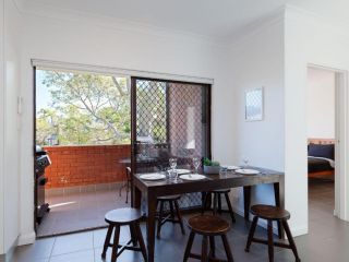 Amanda Court 2/1 Weatherly Cl - Renovated unit with aircon, wifi and Close to the beach Apartment, Nelson Bay - 3