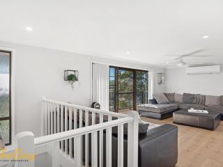 Amaroo Cres No 20 Fingal Bay Holiday Home Guest house, Fingal Bay - 2