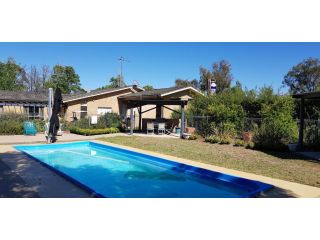 Amber Court Motor Inn Hotel, Coonabarabran - 1