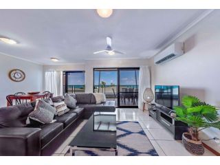 Ambience of Airlie - Airlie Beach Apartment, Airlie Beach - 1
