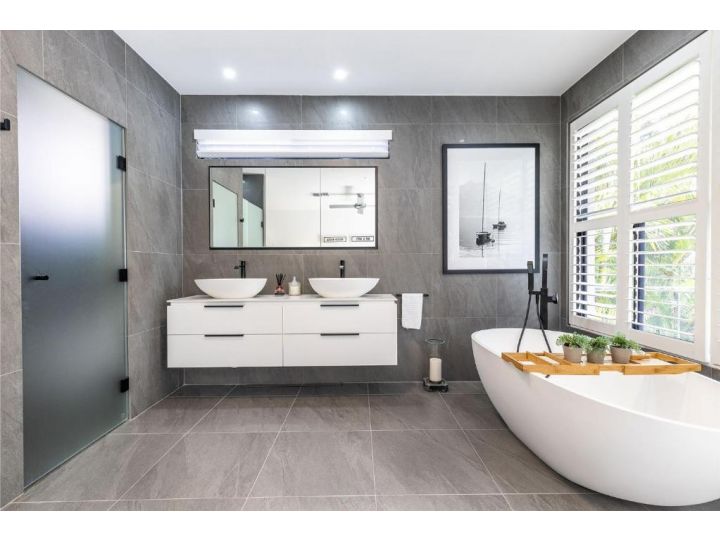 'Ambience on the Waterfront', 14 Danalene Pd - Prestige waterfront property Guest house, Corlette - imaginea 16