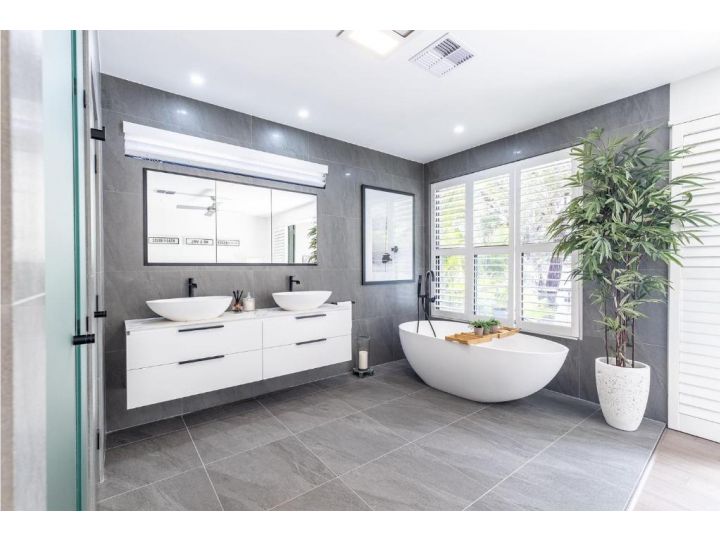 'Ambience on the Waterfront', 14 Danalene Pd - Prestige waterfront property Guest house, Corlette - imaginea 13