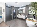 'Ambience on the Waterfront', 14 Danalene Pd - Prestige waterfront property Guest house, Corlette - thumb 15