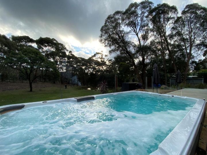 Amore luxury villa with log fire & swim spa Villa, Hepburn - imaginea 13