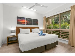 Amphora Resort Private Apartments Apartment, Palm Cove - 4