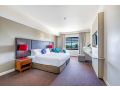 An Exceptional Seaside Esplanade Locale with Pool Apartment, Darwin - thumb 8