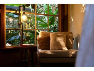 Ananda Eco House - Eco Rainforest Retreat Guest house, Montville - 5