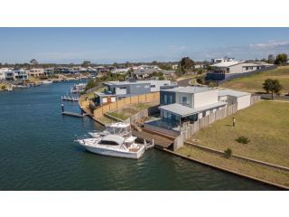 Anchored - Access to the Gippsland Lakes Guest house, Paynesville - 2