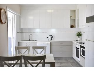 Angelwaters Apartment, Townsville - 2
