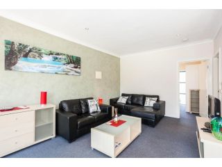Anglesea River Apartments - 2 Bed Unit 2/4 Apartment, Anglesea - 4