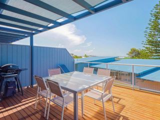 Angourie Blue 4 - close to surfing beaches and national park Apartment, Yamba - 5
