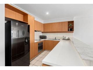 Apartment 13 Pacific Apartments Apartment, Lorne - 5