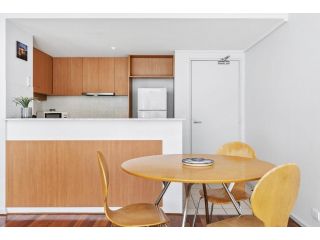 Apartment 6 Pacific Apartments Apartment, Lorne - 4