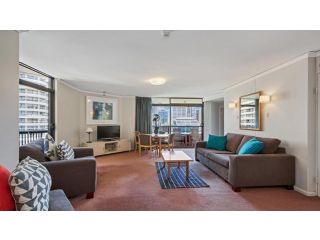 Apartment on Top of the Park Apartment, Sydney - 2