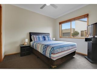 Apartments on Church - Unit 7 Guest house, Lakes Entrance - 1