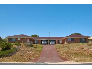 API Preston Beach Front Apartments Guest house, Western Australia - 1