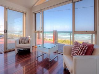Aqua Luna Guest house, Port Fairy - 4