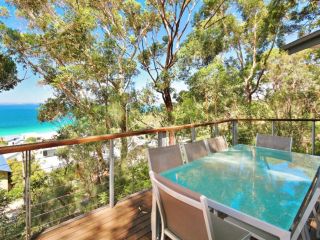 Aqua Pure at Hyams Beach 4pm Check Out Sundays Guest house, Hyams Beach - 4