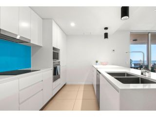 Aquaview Unit 304 Kings Beach Apartment, Caloundra - 3