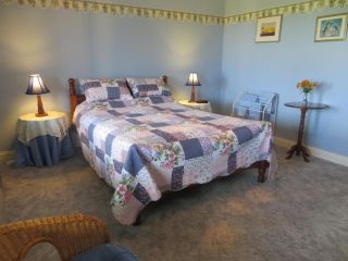 Arabella Country House Bed and breakfast, Victoria - 2