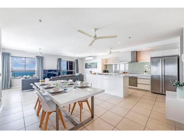 &#x27;Arafura Edge&#x27; Resort Lifestyle with 360 Views Apartment, Darwin - imaginea 3