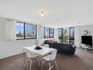 Aries Unit 16 Apartment, Gold Coast - 4