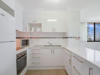 Aries Unit 16 Apartment, Gold Coast - 3