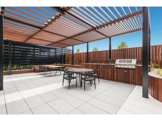 Sky One Apartments by CLLIX Aparthotel, Box Hill - 5