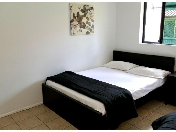 Arrival Lodge Hostel Accommodation Bed and breakfast, Gold Coast - imaginea 8